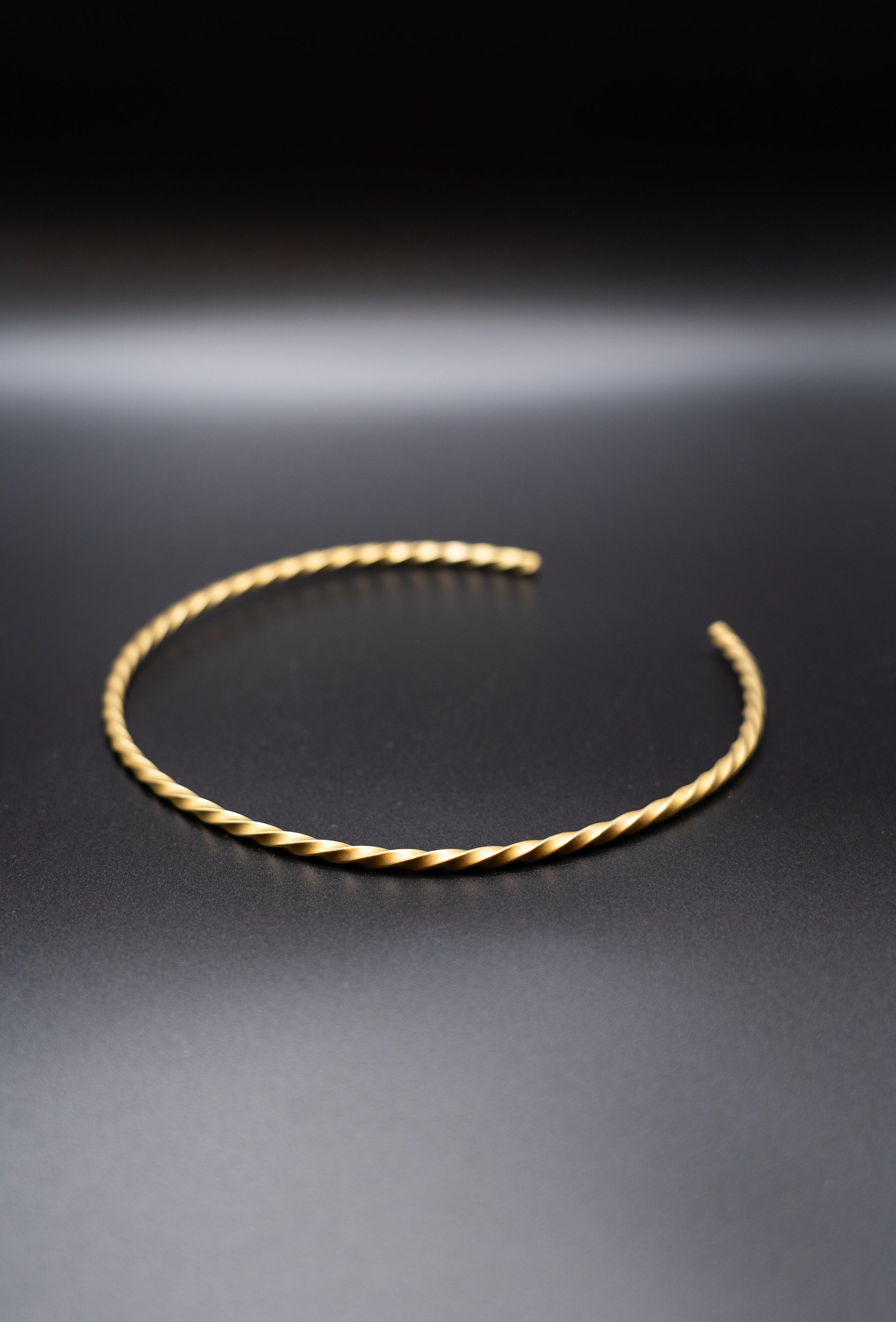 Choker necklace