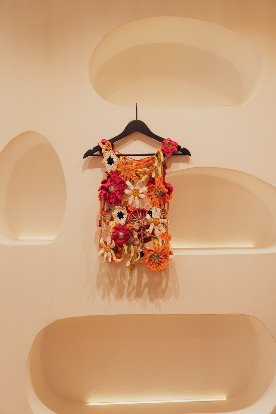 Exclusive flower crochet top