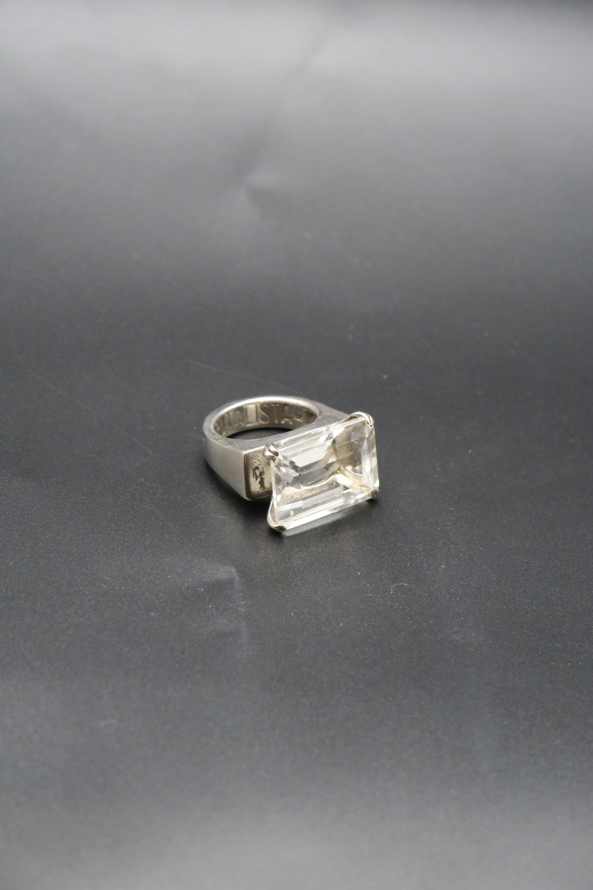 Cristal Quartz Ring