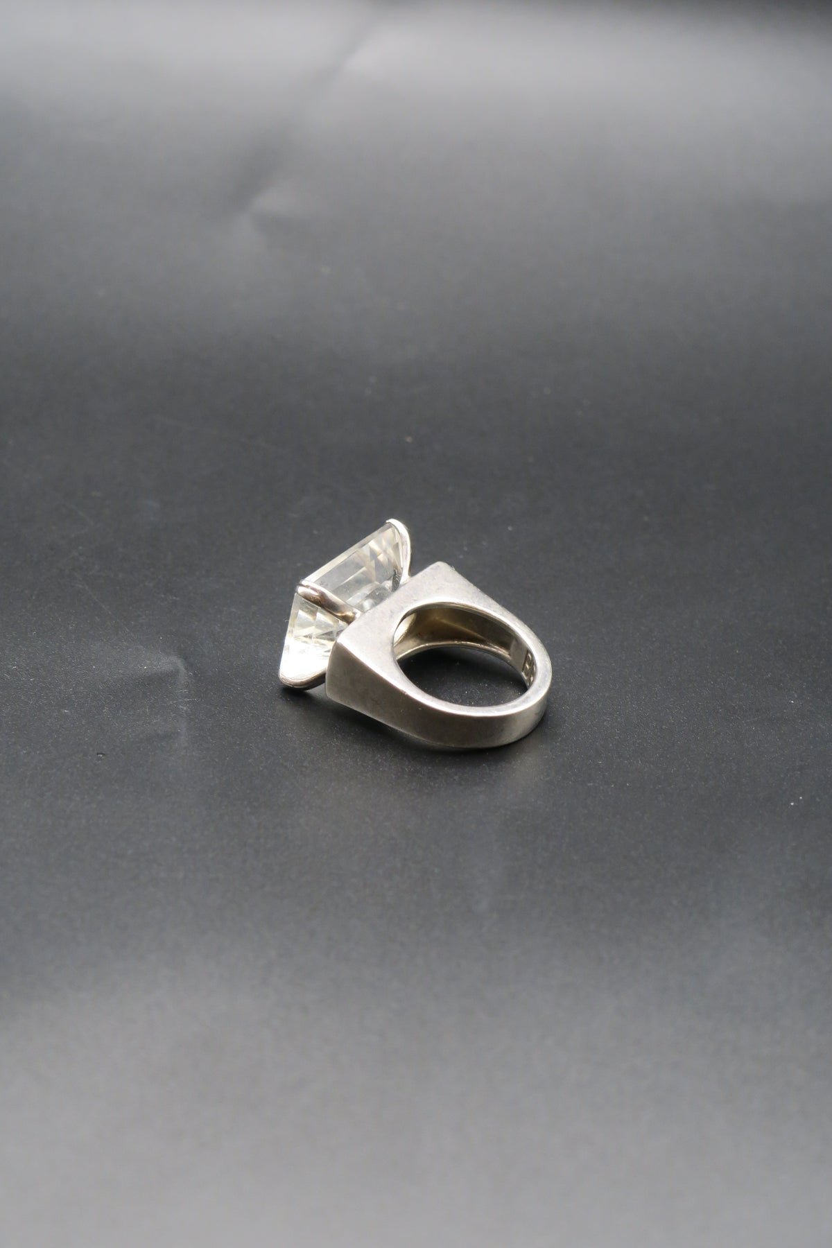 Cristal Quartz Ring