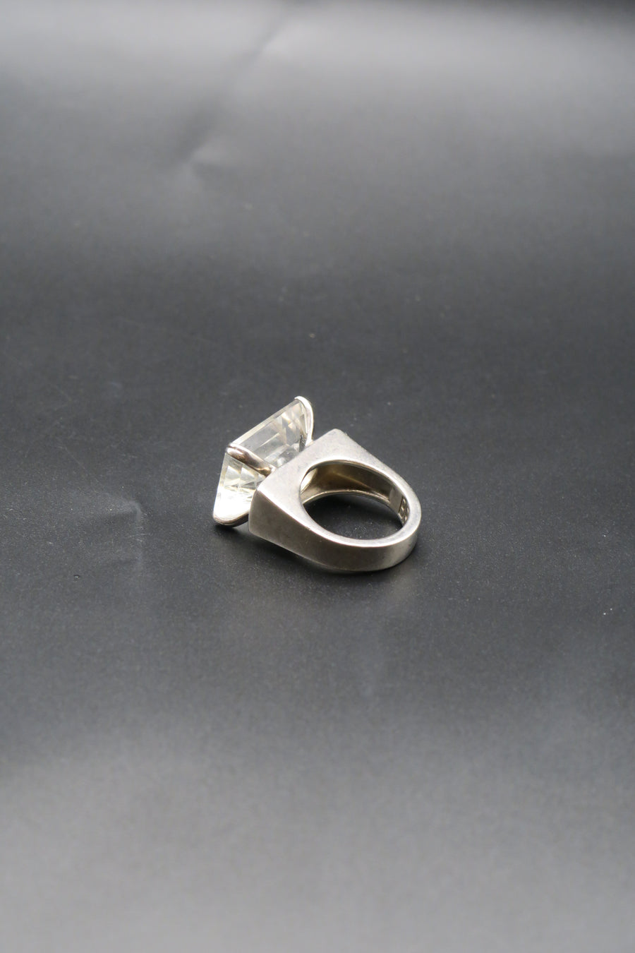 Cristal Quartz Ring
